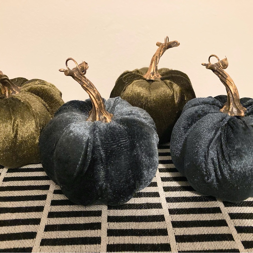 Velvet Pumpkins Decor Set